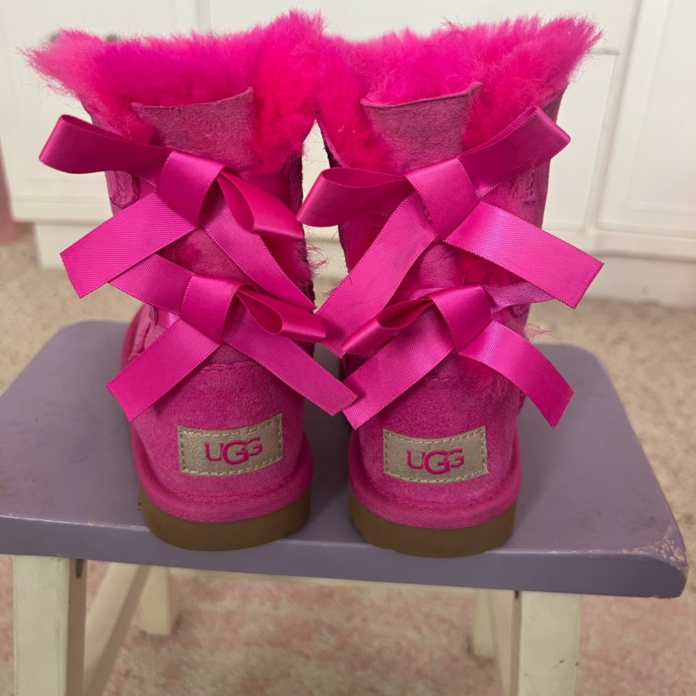 UGG Bright Pink Furry Kids Boots - Picture 2 of 8